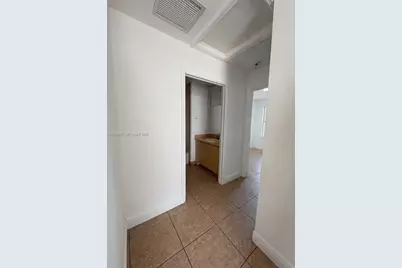 5202 NE 14th Ter, Pompano Beach, FL 33064 - Photo 8