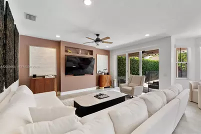 4389 Laurel Ridge Cir, Weston, FL 33331 - Photo 14