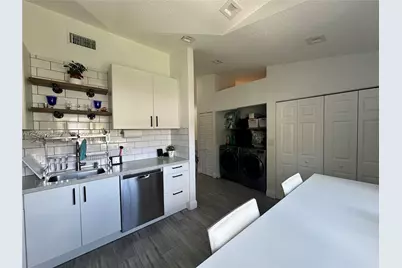 10807 NW 8th St #7U6, Pembroke Pines, FL 33026 - Photo 16