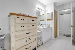 9999 Summerbreeze Dr, Sunrise, FL 33322 - Photo 22