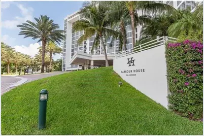 10275 Collins Ave #519, Bal Harbour, FL 33154 - Photo 38