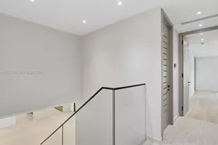 20001 NE 25th Ave, Miami, FL 33180 - Photo 26