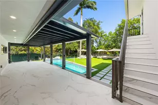 20001 NE 25th Ave, Miami, FL 33180 - Photo 68