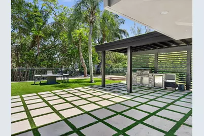 20001 NE 25th Ave, Miami, FL 33180 - Photo 88