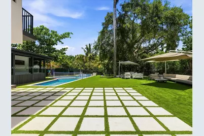 20001 NE 25th Ave, Miami, FL 33180 - Photo 90