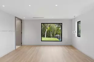 20001 NE 25th Ave, Miami, FL 33180 - Photo 30