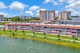 18555 NE 14th Ave, Miami, FL 33179 - Photo 38