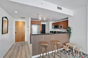 244 Biscayne Blvd, Miami, FL 33132 - Photo 4