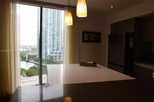 31 SE 6th St, Miami, FL 33131 - Photo 18