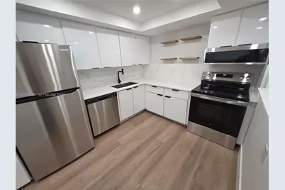 501 Three Islands Blvd #112, Hallandale Beach, FL 33009 - Photo 4