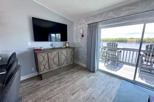 1800 N Ocean Dr, Hollywood, FL 33019 - Photo 16
