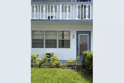 421 Tilford T #421, Deerfield Beach, FL 33442 - Photo 2