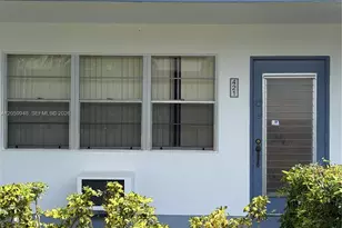 421 Tilford T, Deerfield Beach, FL 33442 - Photo 2
