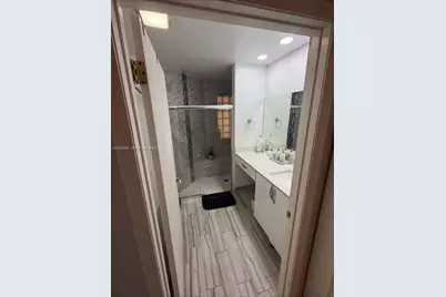 17225 NW 7th St, Pembroke Pines, FL 33029 - Photo 8