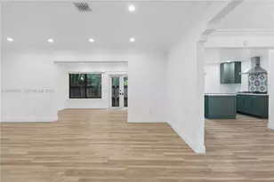 110 N 16th Ave, Hollywood, FL 33020 - Photo 32