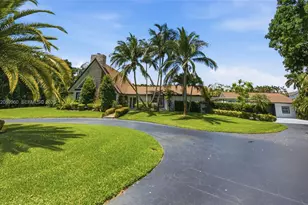 5011 Hawkhurst Ave, Southwest Ranches, FL 33331 - Photo 2