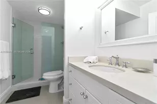 100 Lincoln Rd, Miami Beach, FL 33139 - Photo 4