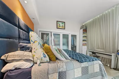 350 NE 24th St #703, Miami, FL 33137 - Photo 8