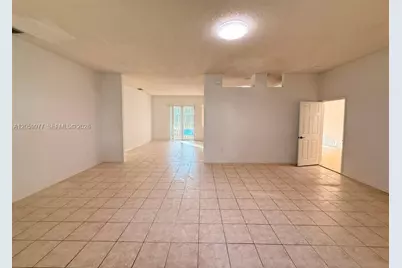 420 SE 23rd Ln #420, Homestead, FL 33033 - Photo 20