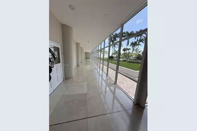 5005 Collins Ave #C2, Miami Beach, FL 33140 - Photo 6