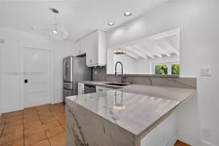12935 SW 81st Ave, Pinecrest, FL 33156 - Photo 16