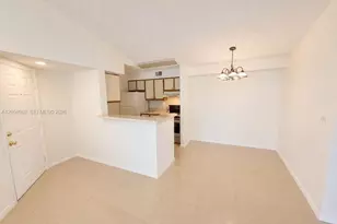 2926 S University Dr, Davie, FL 33328 - Photo 8