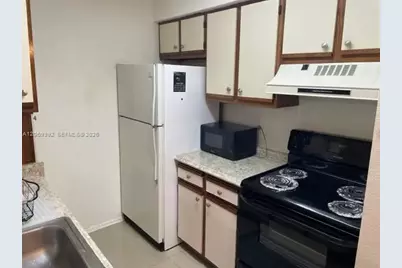 2926 S University Dr #6306, Davie, FL 33328 - Photo 6