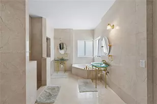 10865 NW 73rd Terrace, Doral, FL 33178 - Photo 20