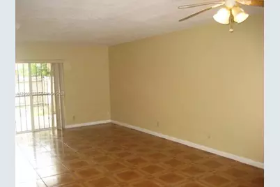 5975 NW 25th St, Sunrise, FL 33313 - Photo 6