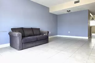 900 SW 104th Ct, Miami, FL 33174 - Photo 8