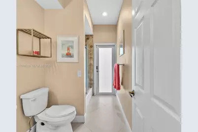 16247 Erie Pl, Davie, FL 33331 - Photo 26