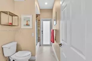 16247 Erie Pl, Davie, FL 33331 - Photo 24
