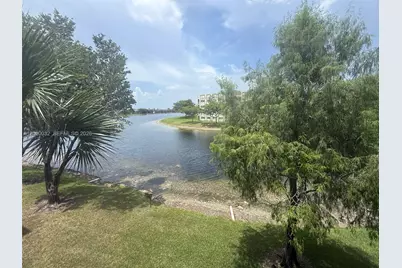 7370 Ashmont Cir #301, Tamarac, FL 33321 - Photo 2