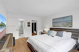 401 Golden Isles Dr, Hallandale Beach, FL 33009 - Photo 26