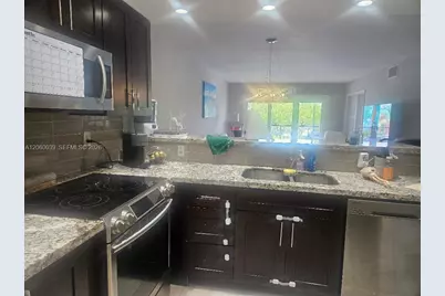 1500 S Ocean Blvd #201, Lauderdale by the Sea, FL 33062 - Photo 2