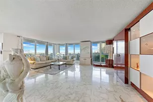 2751 S Ocean Dr, Hollywood, FL 33019 - Photo 2