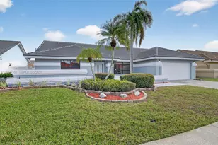 6043 Sunberry Cir, Boynton Beach, FL 33437 - Photo 2