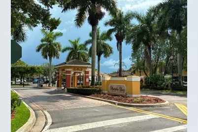 4219 NE 9th St, Homestead, FL 33033 - Photo 2