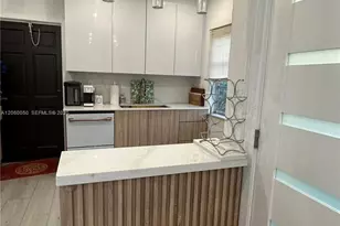 1670 SW 20th St, Miami, FL 33145 - Photo 30