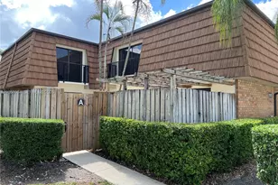 9105 SW 19th Pl, Davie, FL 33324 - Photo 2