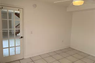 9105 SW 19th Pl, Davie, FL 33324 - Photo 16
