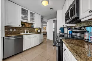 848 Brickell Key Dr, Miami, FL 33131 - Photo 22