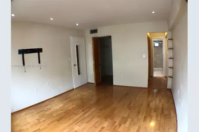 1025 Alton Rd #504, Miami Beach, FL 33139 - Photo 8