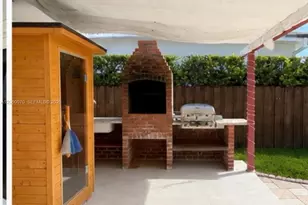 455 S Shore Dr, Miami Beach, FL 33141 - Photo 2