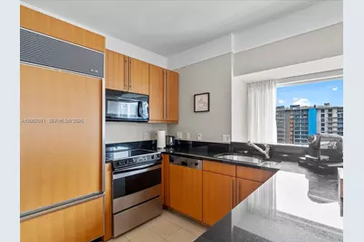1435 Brickell Ave #3212, Miami, FL 33131 - Photo 12