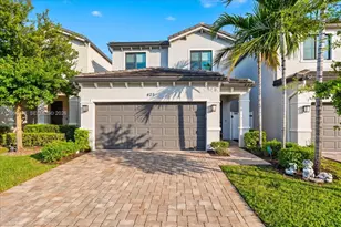 425 NW 33rd Ln, Pompano Beach, FL 33069 - Photo 1