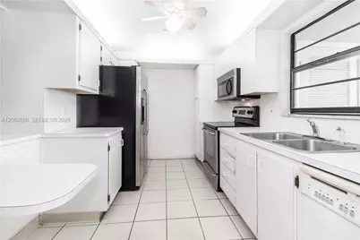3992 N Pine Island Rd #2A, Sunrise, FL 33351 - Photo 4