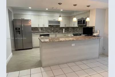 5825 Collins Ave #7B, Miami Beach, FL 33140 - Photo 1