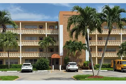 1010 Newcastle A #1010, Boca Raton, FL 33434 - Photo 1