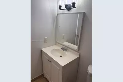 3600 NW 21st St #101, Lauderdale Lakes, FL 33311 - Photo 6